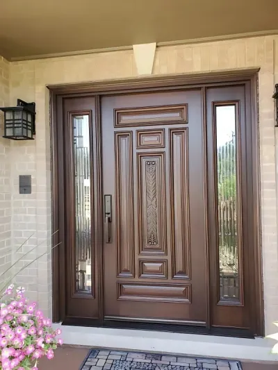 Porte d'entrée en bois massif pour villa et appartement - fabrication artisanale haut de gamme